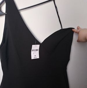 Forever 21 Black One-Shoulder Top